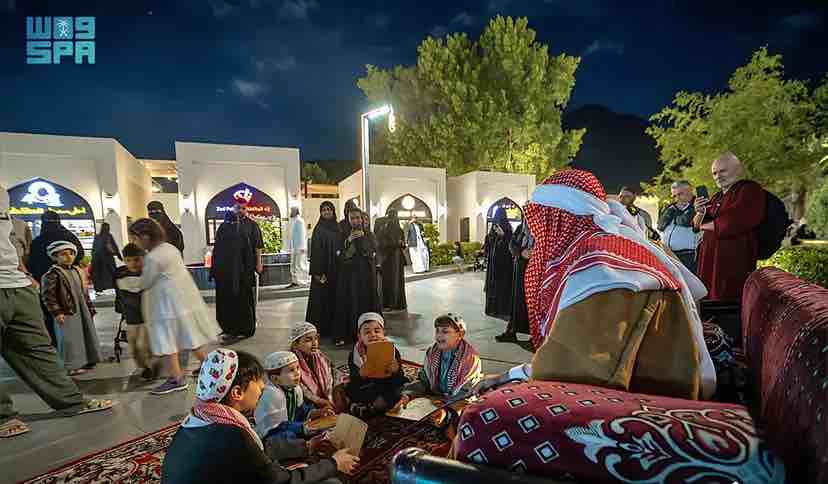 “الحكواتي” يحيي ذاكرة السرد الشعبي في ليالي حراء الرمضانية بمكة المكرمة