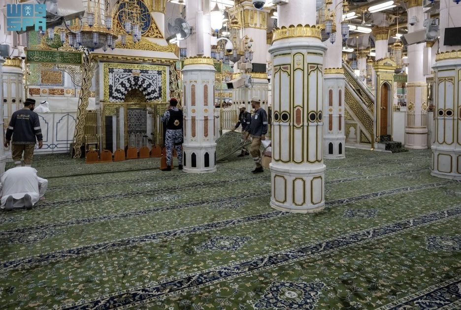 الروضة الشريفة.. من أشرف بقاع الأرض ووجهة القاصدين للصلاة بالمسجد النبوي