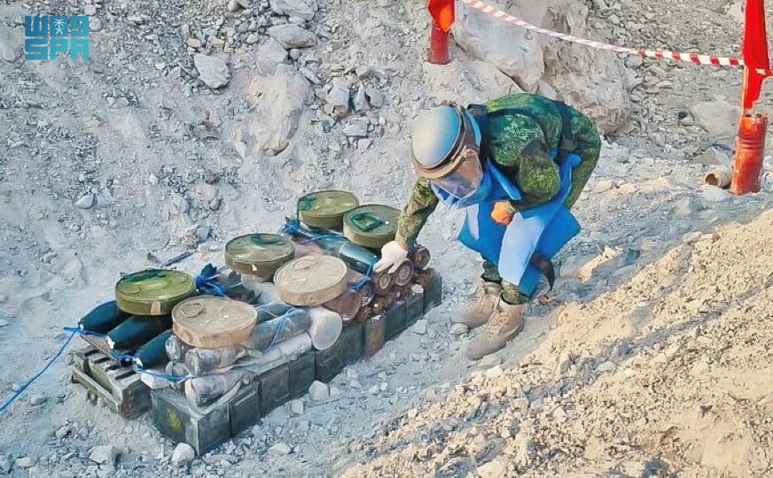 مشروع مركز الملك سلمان للإغاثة “مسام” ينزع (1,329) لغمًا من الأراضي اليمنية خلال أسبوع