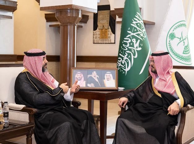 نائب أمير منطقة مكة يستقبل رئيس الاتحاد السعودي للرياضات الإلكترونية