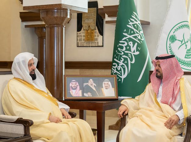 نائب أمير منطقة مكة المكرمة يستقبل معالي الرئيس العام لهيئة الأمر بالمعروف والنهي عن المنكر