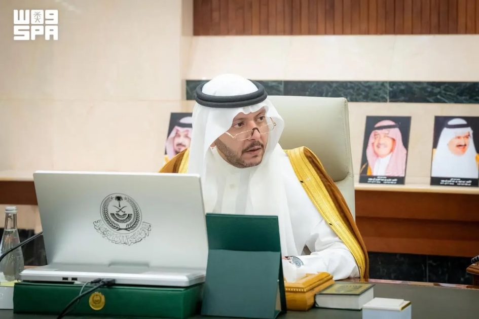 نائب أمير منطقة المدينة المنورة يرأس اجتماع مجلس جائزة أهالي المدينة المنورة للمعلم المتميز