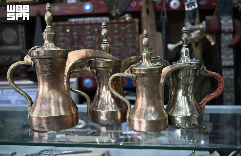 جمع القطع التراثية بنجران.. هواية تحفظ الذاكرة وتُعزِّز الهوية