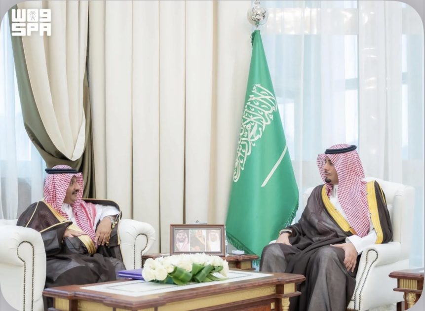 نائب أمير منطقة الباحة يطلع على مبادرات شركة الاتصالات السعودية